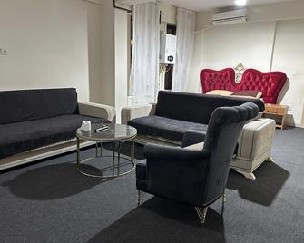 Lacos otel - Diyarbakır - Living room