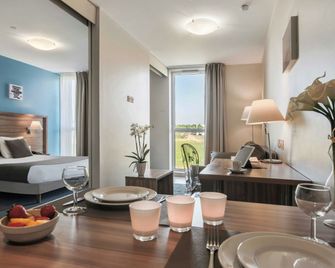 Appart'City Confort Vannes - ואן - סלון