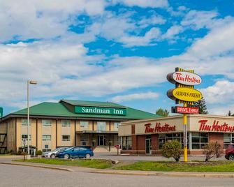 Sandman Inn Smithers - Smithers - Edificio