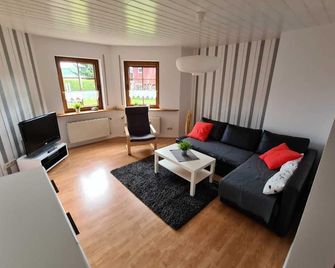 Ferienwohnung Direkt am Bostalsee - Nohfelden - Wohnzimmer