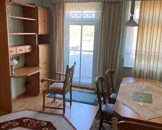 Ferienwohnung Lindow Mark - Lindow - Essbereich