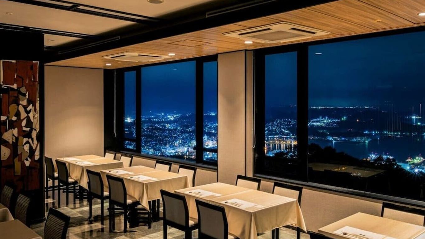 Yumihari-no-Oka Hotel