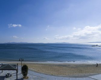 Shinojima Royal Hotel Kasuisou - Minamichita - Beach