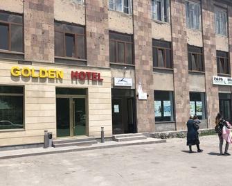 Golden Hotel - Vardenis - Building