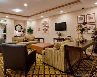 Candlewood Suites Norfolk Airport - Norfolk - Lounge