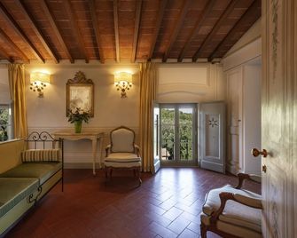 Torre a Cona Wine Estate - Rignano sull'Arno - Obývací pokoj