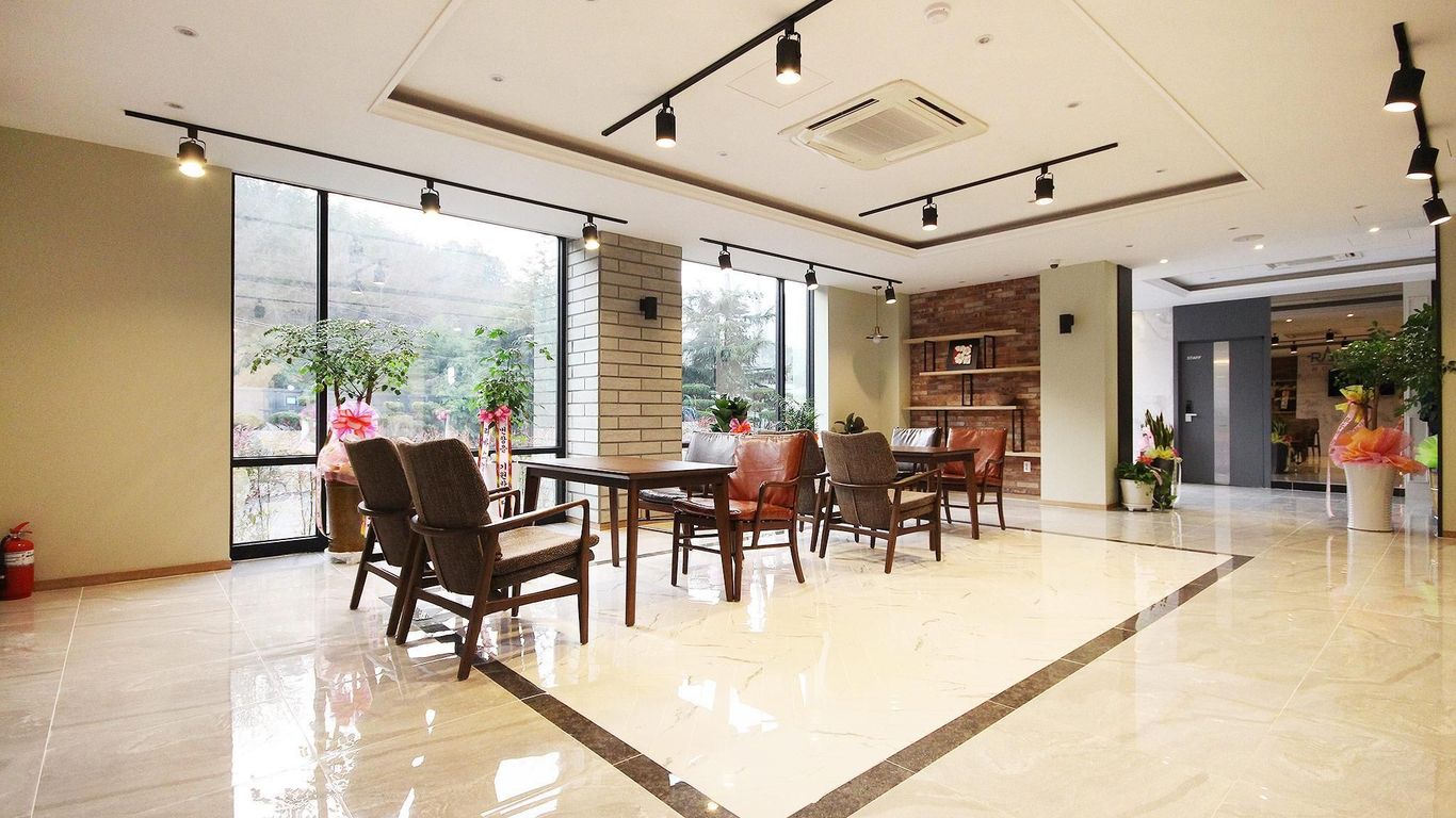 Changwon Jinhae Hotel Raum