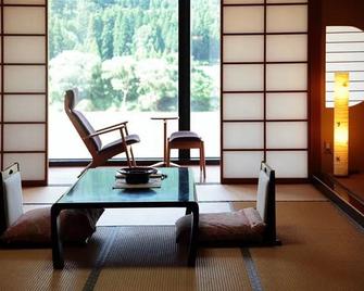 Kahan no yado Hekisuisou - Niigata - Eetruimte
