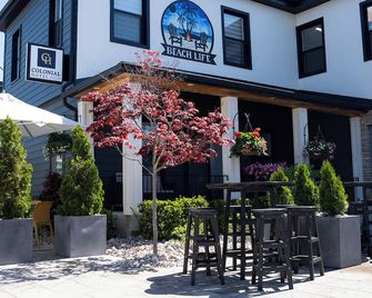 Colonial Hotel & Suites - Grand Bend