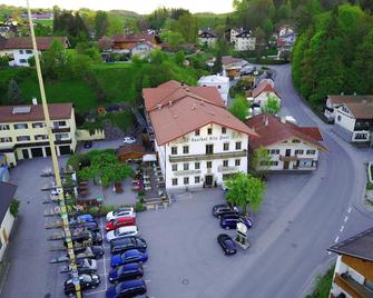 Hotel Alte Post - Siegsdorf - Будівля