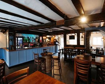 كرومويلز تاب هاوس - شروزبري - بار