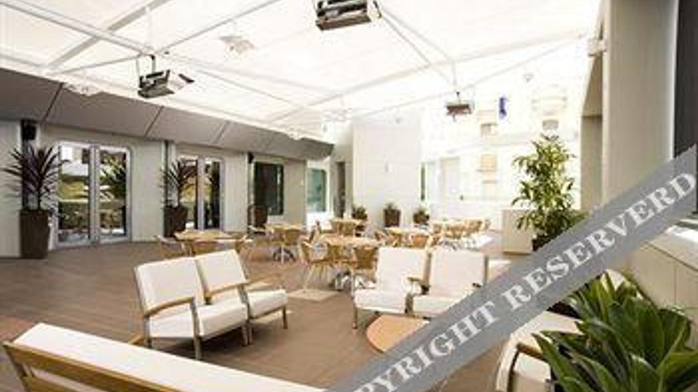 Rydges Perth