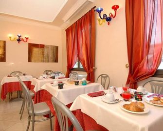 Hotel Ambasciata Venice - Atika & Atif - Venesia - Restoran