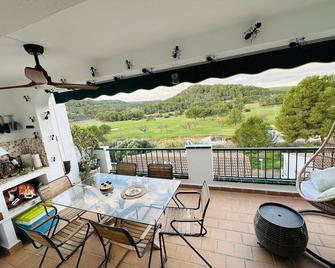 Flat Surrounded By Nature Wifi & Pool & Beach Nearby - Arenal d'en Castell - Balkon