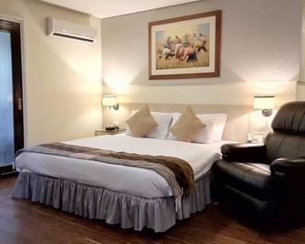 Ciudad Fernandina Hotel - Vigan City - Bedroom