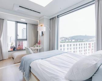 Centralviewsuite Residence, Myeong-Dong - Seul - Sypialnia