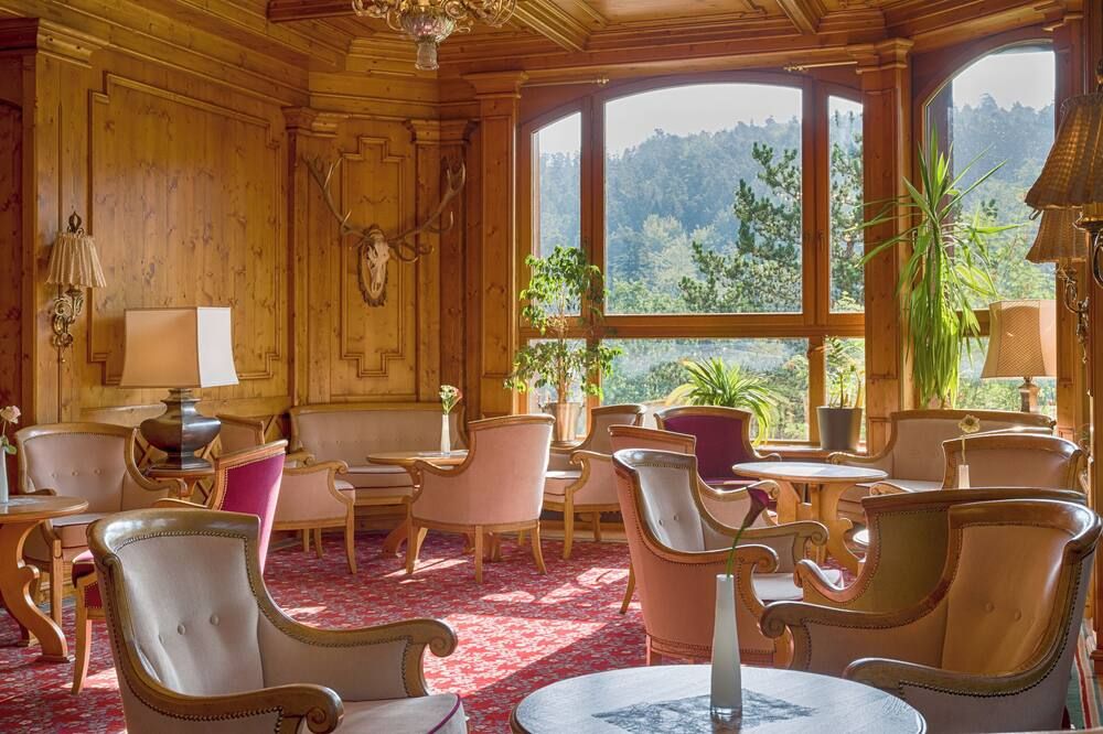 رنجهوتل موينس فالدهوتل