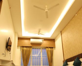 Hotel Skvr Grand - A Boutique Stay - Theni