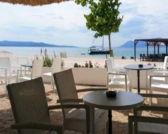 Holiday Home Makarska near Biokovo Mountains - Veliko Brdo - Balkon