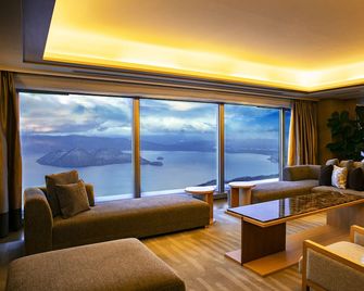 The Windsor Hotel TOYA, Vignette Collection, an IHG Hotel - Toyako - Lounge