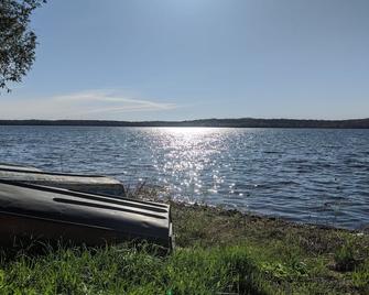 Paradise Cedar Deluxe Lakefront view 2 Bedroom - South Bruce Peninsula - Beach