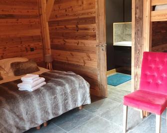 Chalet Mary - Essert-Romand - Bedroom