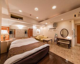 Hotel Fine Tsu - Tsu - Sypialnia