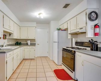 Welcoming Bartow Home Near Family Attractions! - Bartow - Cucina