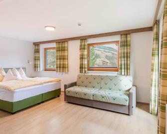 Apartment in Wald near Zillertal Ski Slopes - Wald Im Pinzgau - Schlafzimmer