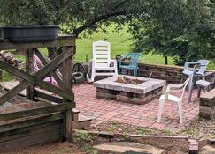 The Red Mill House - Goldsboro - Patio