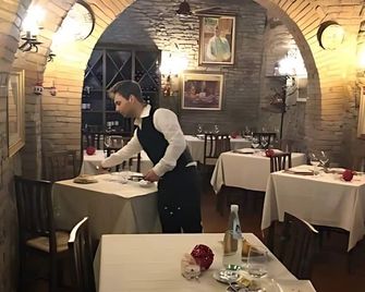 Locanda Il Pino - San Gimignano - Restaurant
