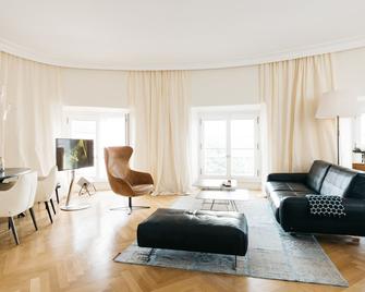 Osteiner Hof by The Apartment Suite - Moguncja - Pokój dzienny