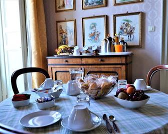 B&B al Teatro Massimo - Catania - Comedor