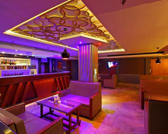 Sreevalsam Residency Kulanada - Chengannūr - Bar