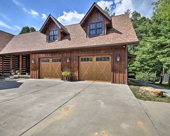 Bloomington Cabin, Mins to Campus/Lake Monroe - Bloomington - Building