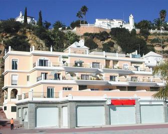Apartamentos Hc Burriana Playa - Nerja