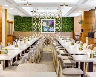 DoubleTree by Hilton London Kensington - Londres - Restaurante