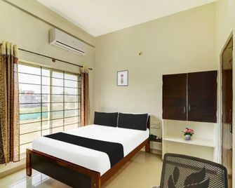 Hotel O Chikmangaluru Near Railway Station - Chikmagalur - Habitación