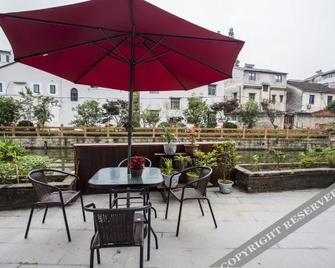 Yueyuejia Theme Inn - Jiaxing - Innenhof