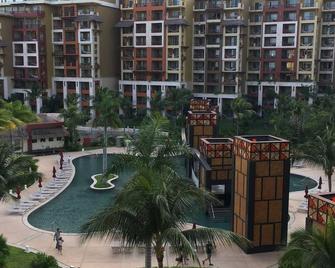 Mexican Paradise (Cancun, Mexico) - Punta Sam - Building