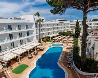Hotel Alondra - Cala Ratjada - Pool