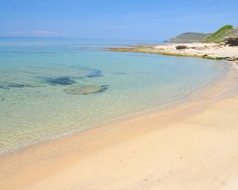Hotel Rosa Dei Venti - Castelsardo - Playa