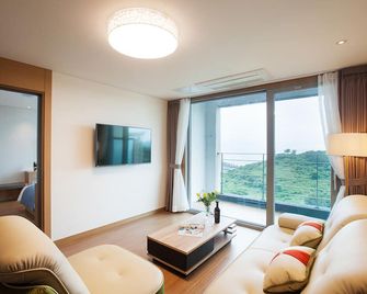 你與我飯店 - 西歸浦 - 客廳