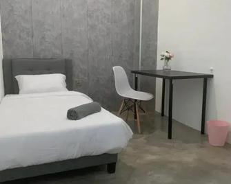 Kota Permai Free n Easy Interior Bukit Mertajam - Bukit Mertajam - Slaapkamer