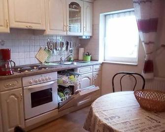 Fewo Og - Ferienwohnungen Fam. Schuppan - Trent - Kitchen