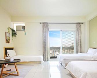Golden Year - Jinning Township - Kamar Tidur