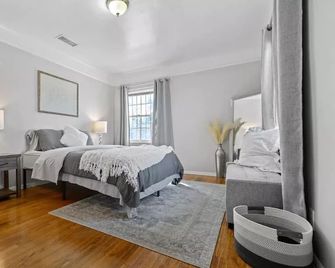 Entire 2 bedroom home -15 minutes to DTLA - Alhambra - Chambre
