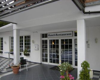 Meerbuscher Hof - Meerbusch - Building