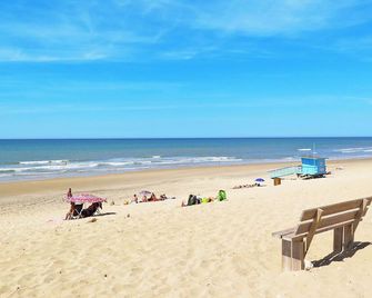 Holiday Home La Bruyère by Interhome - Vendays-Montalivet - Playa