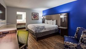 SureStay Plus Hotel by Best Western Sacramento Cal Expo - Sacramento - Bedroom
